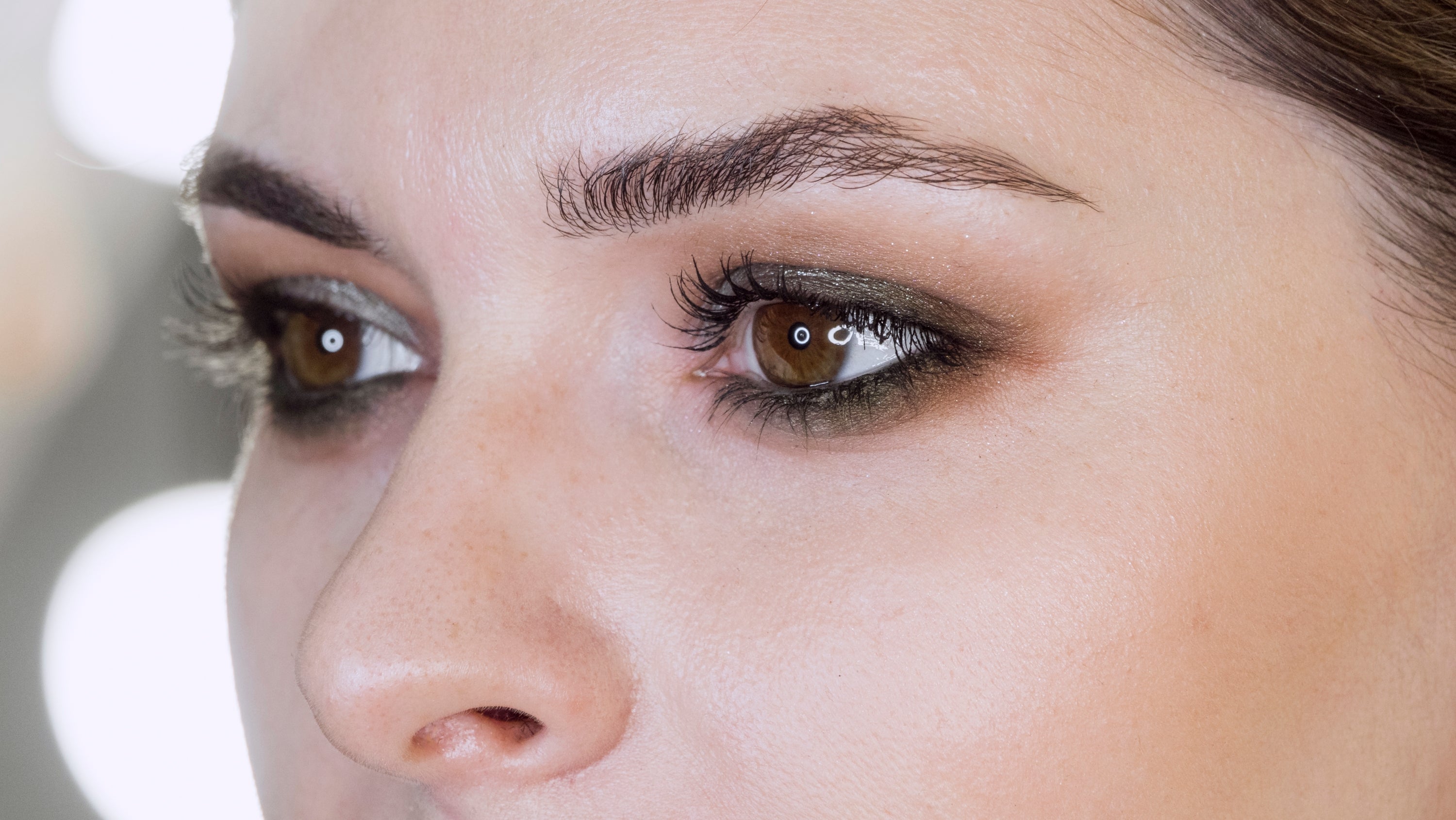  Luxe Eyelash Conditioning